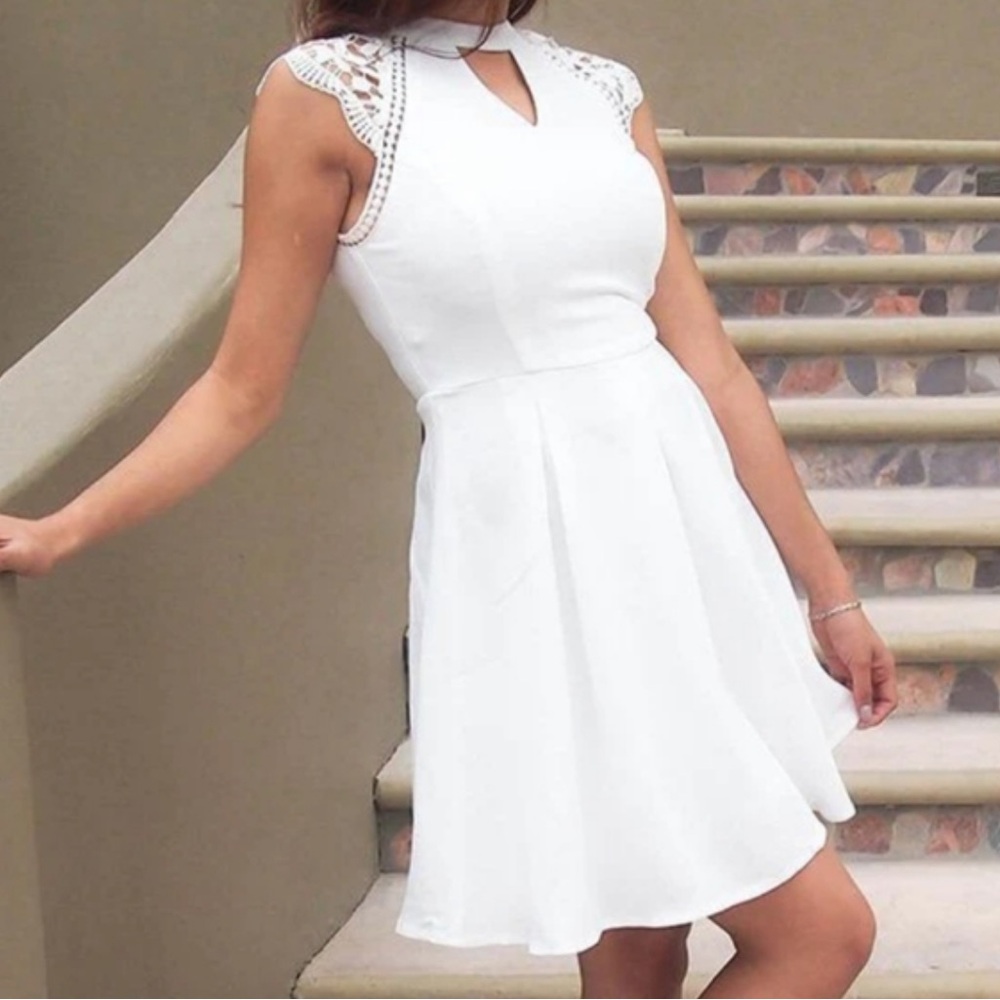 🍀 3/$30 She + Sky White High Neck Keyhole Shift Skater Dress Lace